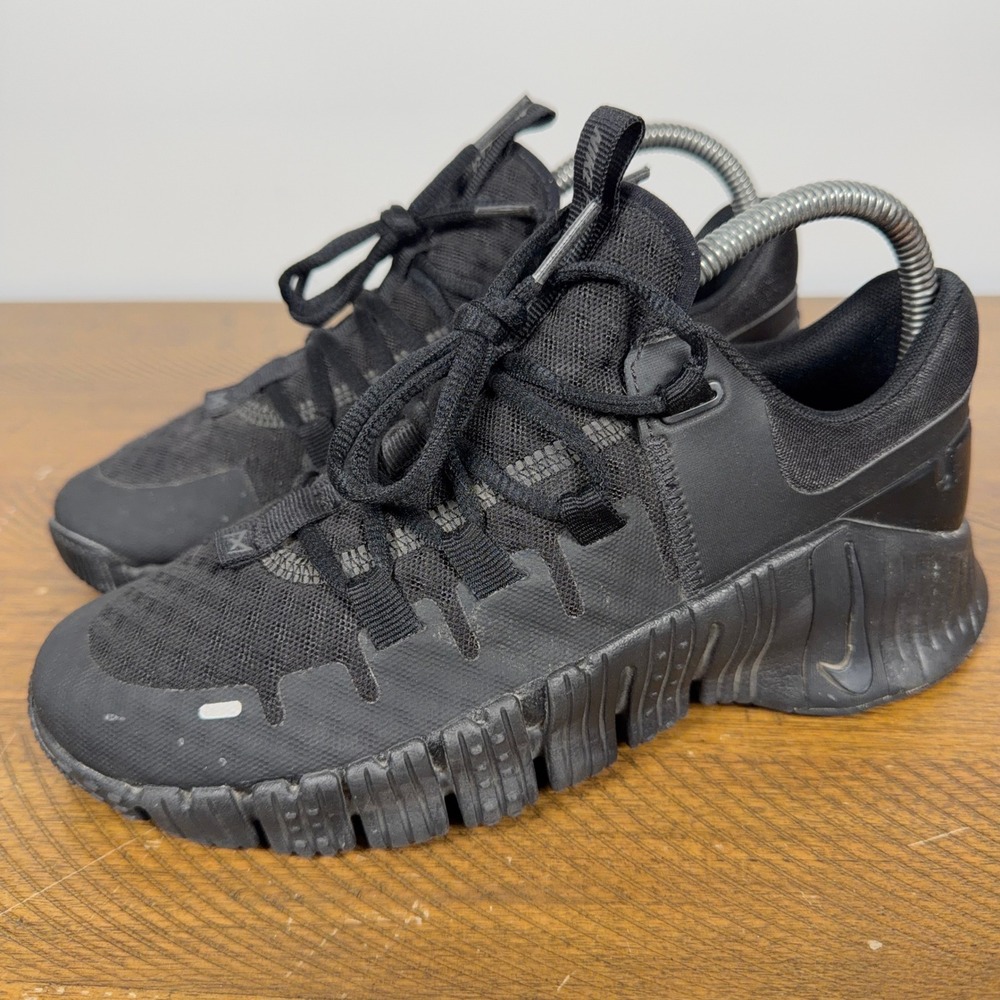 Nike Free Metcon 5 Womens 6.5 Triple Black Training Shoes Gym Crossfit Workout - Picture 2 of 10